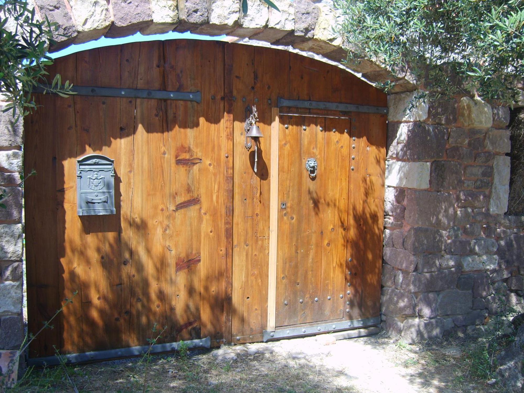 San Giovanni Suèrgiu Domus Antiga Appartamenti מראה חיצוני תמונה